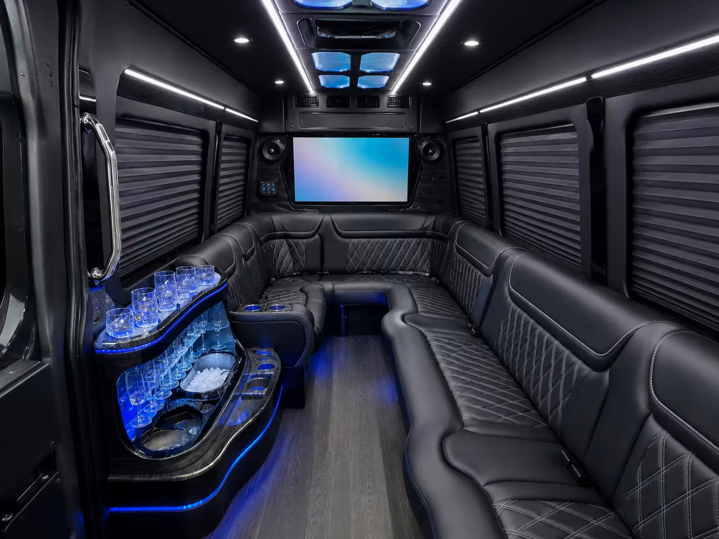 corporate event and team building transportation in pompano beach