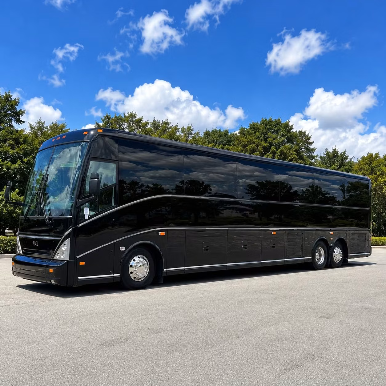long distance field trip charter buses from pompano beach to south florida attractions